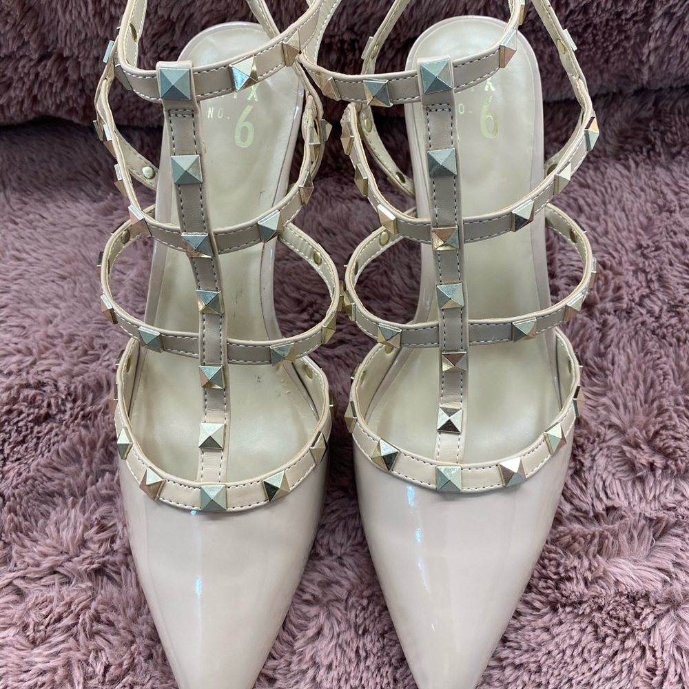 Studded Heels - Picture 7 of 9